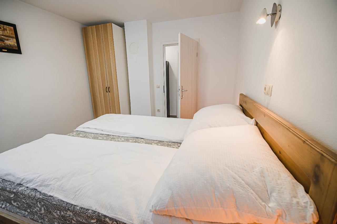 Mojcin Pisker Apartment House Kranj Exterior foto